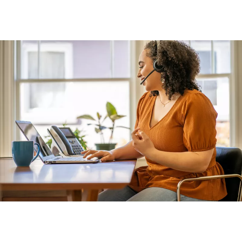 HP Poly Voyager 4320 Microsoft Teams-zertifiziertes USB-C-Headset +BT700-Dongle