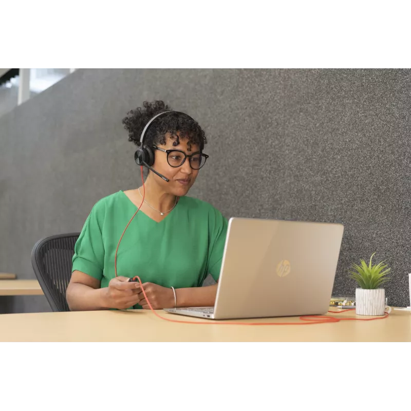 HP Poly Schwarzwire 8225 Stereo USB-C Headset +USB-C/A Adapter
