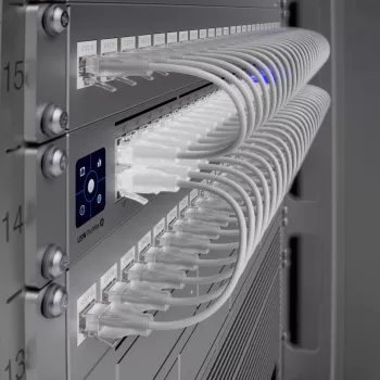 Netzwerk-Switch Ubiquiti USW-PRO-MAX-48-POE 24 Ports 2.5G Ethernet