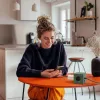 Hama 00201996 mobiles Ladegerät Smartphone Weiß AC Schnellladung Indoor, Outdoor