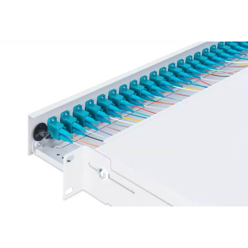 DIGITUS LWL-Spleißbox mit Schiebedeckel, 1U, bestückt mit 24x LC Duplex, inkl. M 25-Verschraubung, Spleißkassette OM3 farbige Pigtails, Adapter