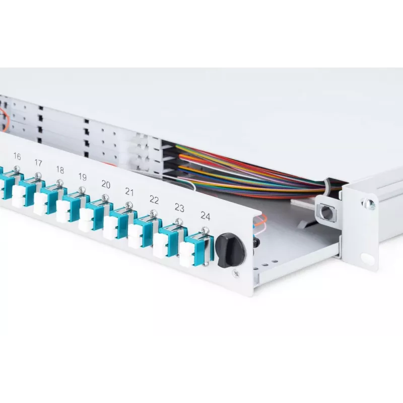 DIGITUS LWL-Spleißbox mit Schiebedeckel, 1U, bestückt mit 24x LC Duplex, inkl. M 25-Verschraubung, Spleißkassette OM3 farbige Pigtails, Adapter