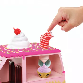 MGA Entertainment Yummiland Lipgloss Truck Puppenanhänger