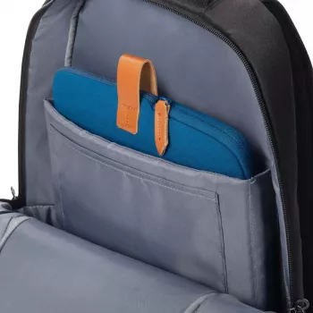DICOTA Skin Urban- 16in MacBook Sleeve - Navy Blue / Recyceltes Polyester Neoprengewebe