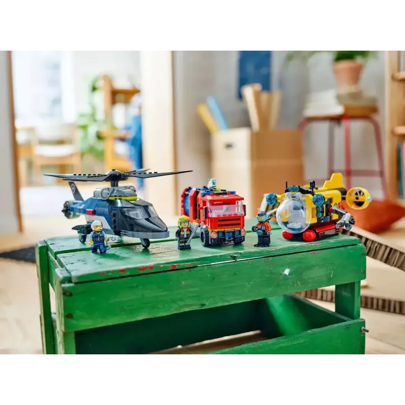 Konstruktionsspielzeug LEGO City Kombinationsset 60462 — Helikopter und Feuerwehrauto, 874 Teile, 3 Minifiguren, Alter 7+