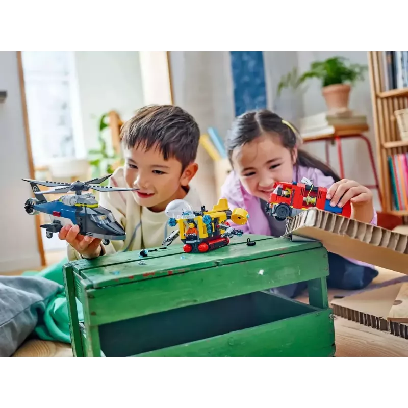 Konstruktionsspielzeug LEGO City Kombinationsset 60462 — Helikopter und Feuerwehrauto, 874 Teile, 3 Minifiguren, Alter 7+