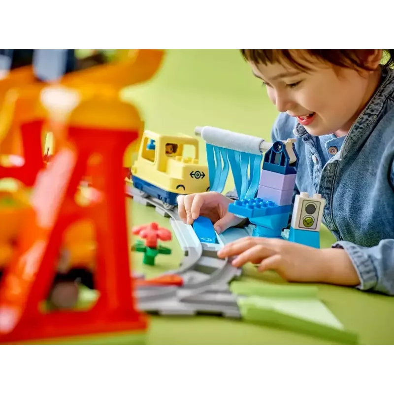 Spielzeug-Eisenbahnset LEGO DUPLO 10428 Großer interaktiver Gemeinschaftszug — große interaktive Eisenbahn für Kleinkinder