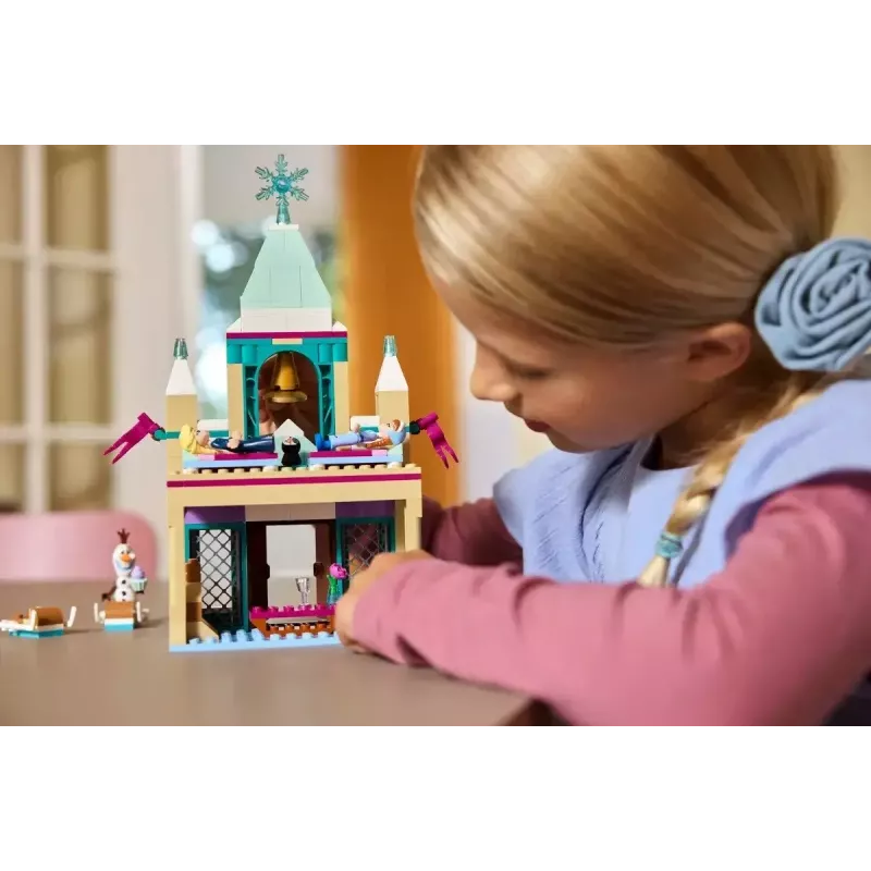 LEGO Bauspielzeug Disney Princess Schloss Arendelle 43265 – 177 Teile, 3 Minifiguren, ab 5 Jahren, Display-Set (250×60×40 mm)