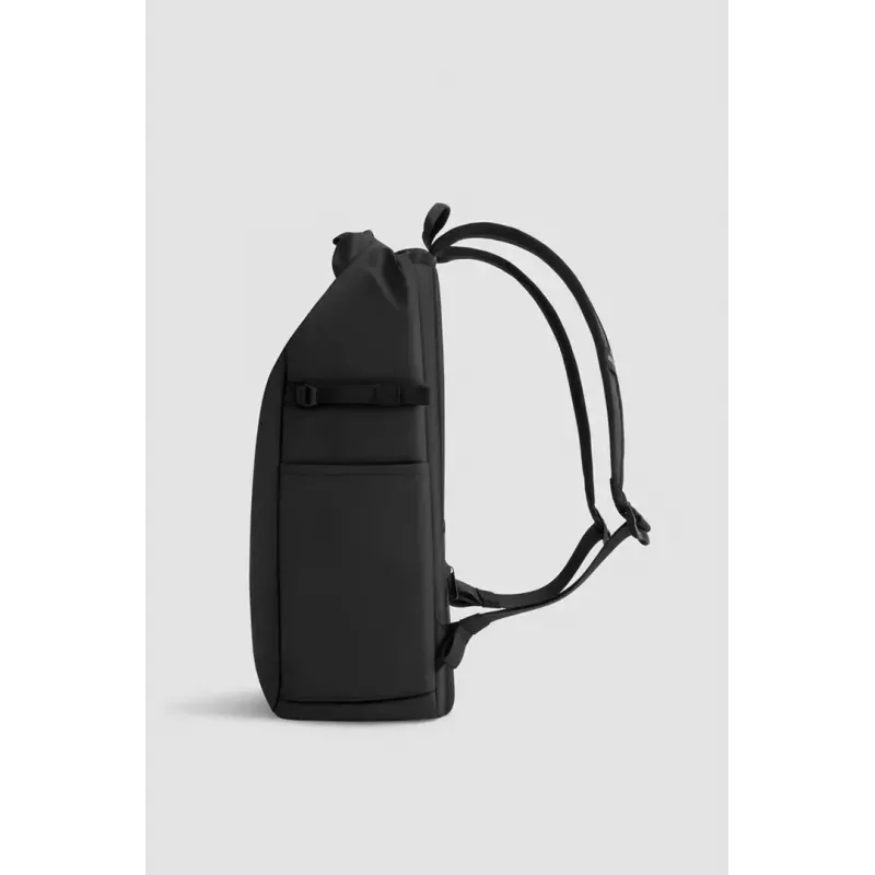 Rucksack XDDESIGN P706.2801 Urban wasserabweisend 20L, 15.6-Zoll-Laptopfach, Schwarz