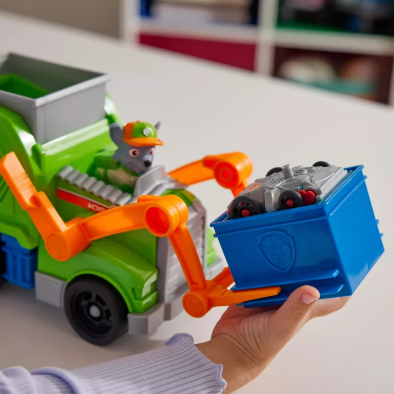 PAW Patrol: Crush N’ Roll Recycling-LKW mit Rocky-Actionfigur & verwandelbarem, verdichtetem Müllfahrzeug, Spielzeug für Jungen & Mädchen ab 3 Jahren