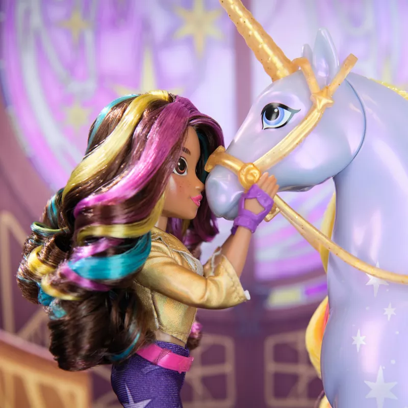 Unicorn Academy, Sophia-Puppe mit 6 Zubehörteilen, 24 cm, Puppen & Einhornspielzeug für Mädchen ab 4 Jahren