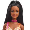 Barbie Fashionistas Puppe Nr. 233 im karierten Blumen-Midikleid, schwarzes Haar
