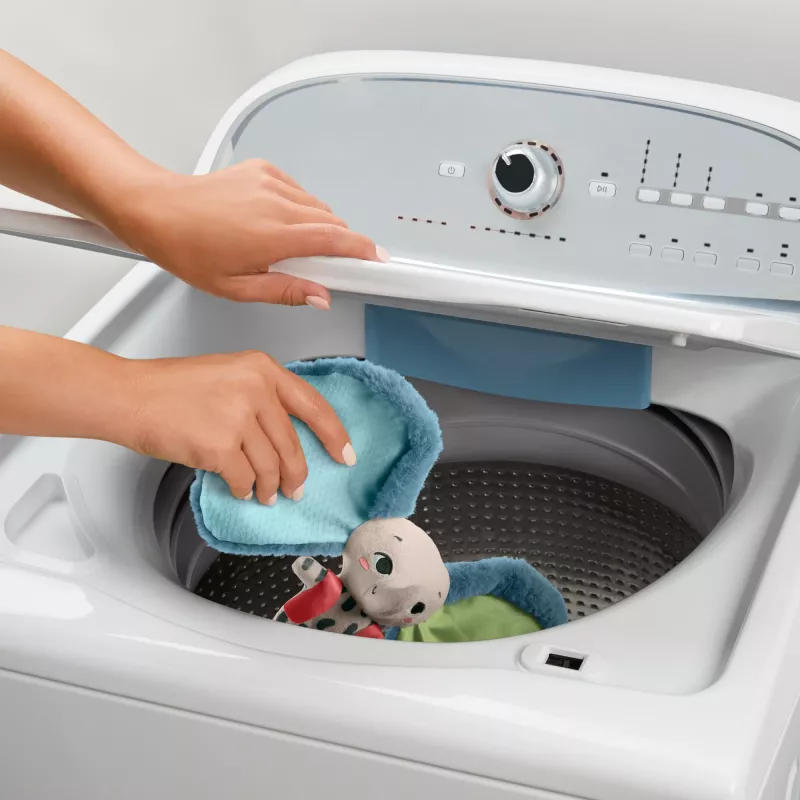 Stofftier MATTEL Fisher-Price Planet Friends Riesige-Ohren-Elefant HKD63, Plüschelefant-Begleiter