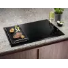 Induktionskochfeld Electrolux Serie 700 EIS82453, 4-Zonen 80 cm, schwarzes Glas, Touch- & Scrollbalken-Steuerung
