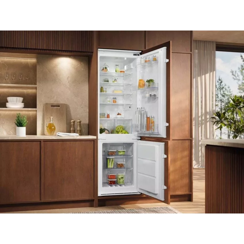 Einbaukühlschrank Electrolux LNT6NE18S – 257 L, Touch-Bedienung, Gefrierfach unten, No Frost, Weiß