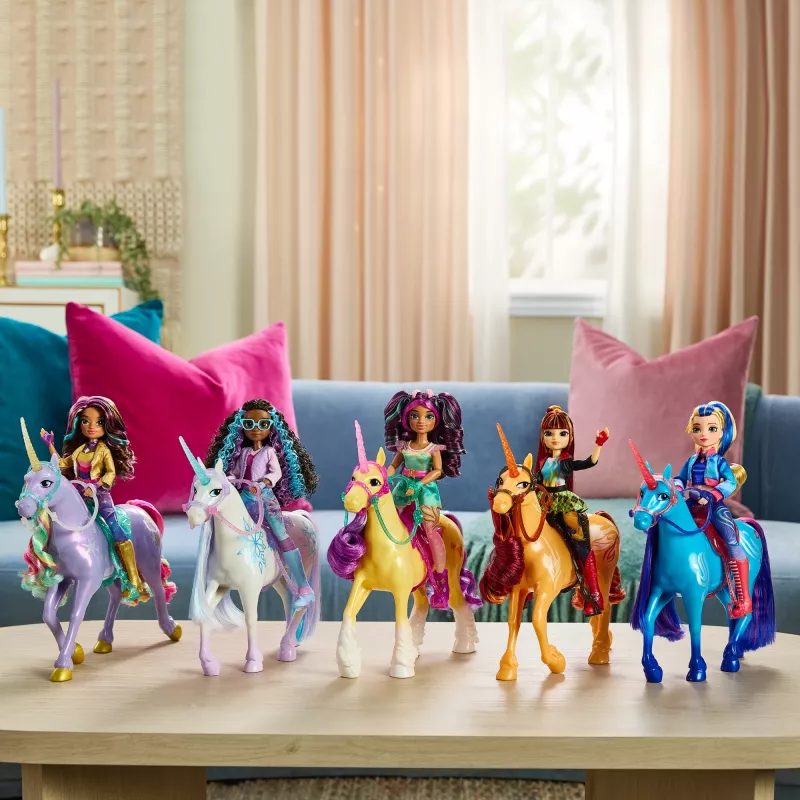 Spin Master Unicorn Academy Wildstar Einhornfigur 11 Zoll mit durchscheinendem Sattel und Zaumzeug, mehrfarbig, Kunststoff, für Kinder ab 4 Jahren
