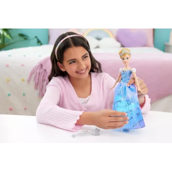 Disney Princess Verzaubertes Ballkleid Cinderella Modepuppe mit Licht & Sound, inspiriert vom Film