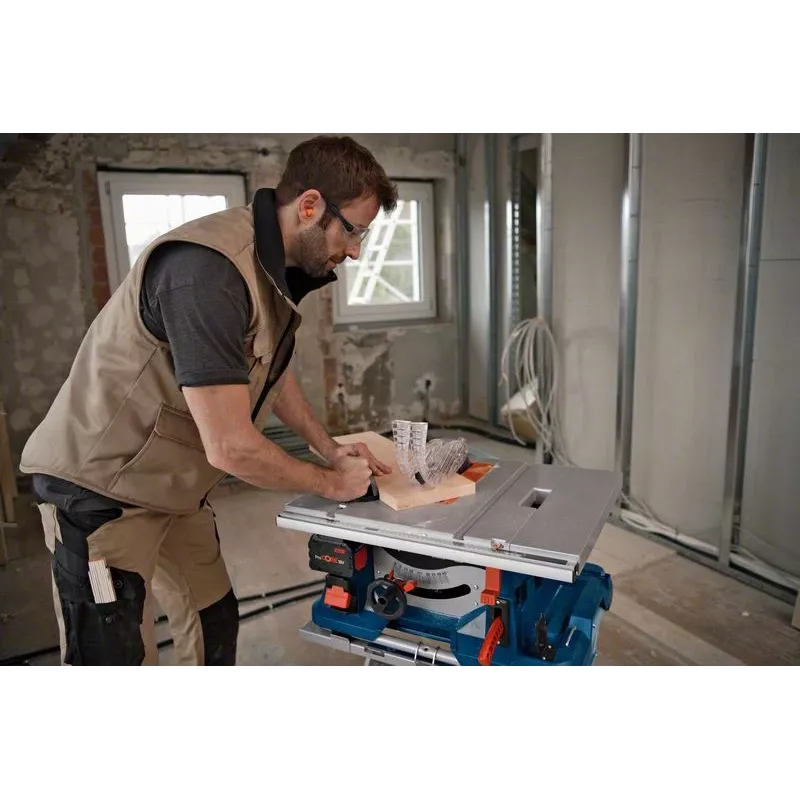 Säge Bosch GTS 18V-216 Professional