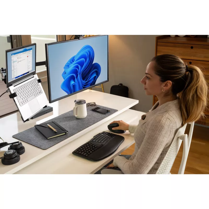 Kensington SD4781P EQ USB-C & USB-A Dual 4K Docking Station, Kabelgebunden, USB 3.2 Gen 2 (3.1 Gen 2) Type-C, 100 W, 3,5 mm, 10,100,1000 Mbit/s, Schwarz