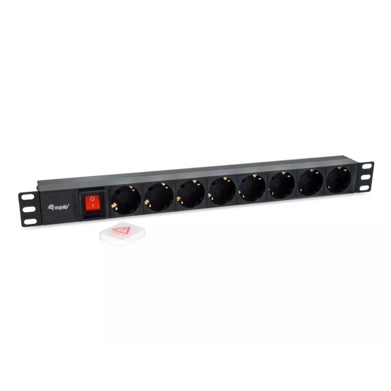 Equip 8-fach deutsche Steckdosenleiste mit IEC C14 Stecker