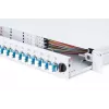 DIGITUS Glasfaser Sliding Spleißbox, 1U, bestückt mit 24x LC-Duplex, inkl. M 25 Schraube, Spleißkassette Farb-Pigtails OM4, Adapter