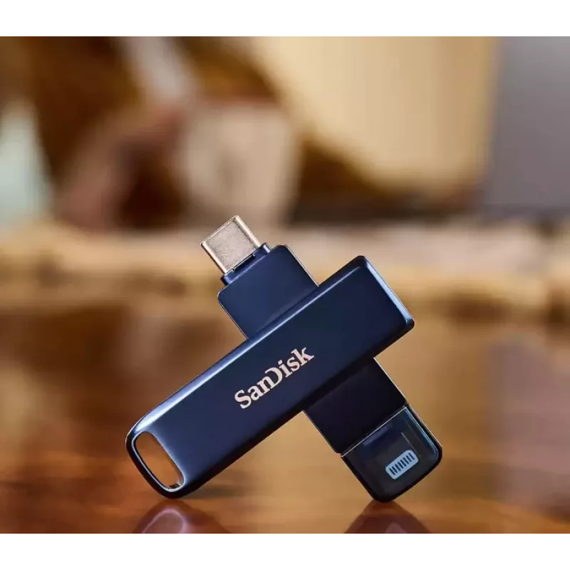 WESTERN DIGITAL SanDisk Phone Drive für iPhone - 128 GB USB-Stick - USB-C/Lightning - Metallic Sky Blau