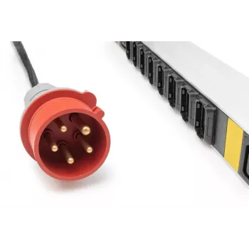 DIGITUS IT BASIC PDU. 3PH. 16A. 24 x C13. 3 x C19 Vertikal. 3m Kabel. IEC309 3Ph-16A Stecker