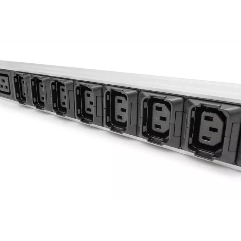 DIGITUS IT BASIC PDU. 3PH. 16A. 24 x C13. 3 x C19 Vertikal. 3m Kabel. IEC309 3Ph-16A Stecker