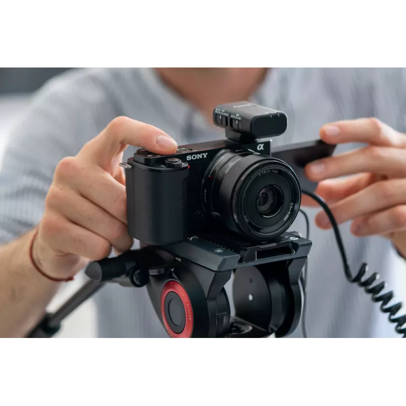 Sony α ZV-E10L MILC 24.2 MP CMOS 6000 x 4000 Pixel Schwarz