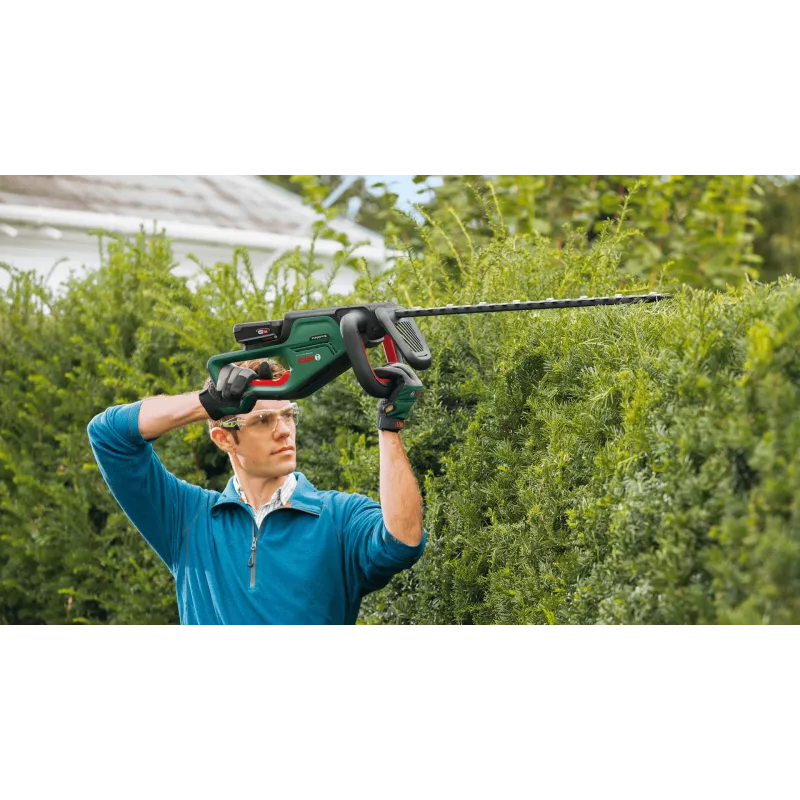 Bosch Universal HedgeCut 18V-50 Einzelmesser 2,6 kg