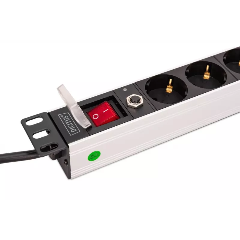 DIGITUS PDU - 1U Aluminium-Rackmontage 7x Sicherheit + 1x Ausgang 16A 4000W 250VAC 50/60Hz Überlastschutz
