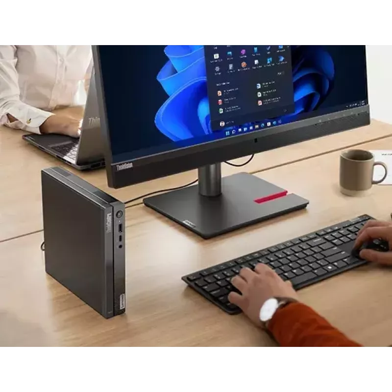 Lenovo ThinkCentre neo 50q Gen 4 Intel® Core™ i5 i5-13420H 8 GB DDR4-SDRAM 256 GB SSD Windows 11 Pro Mini PC Schwarz