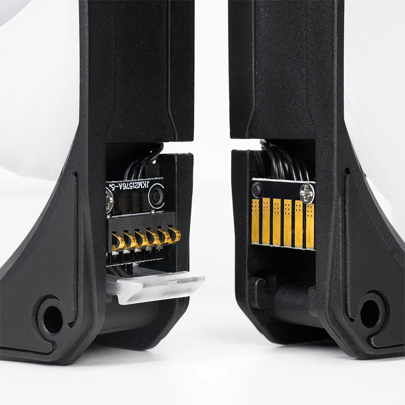 Flüssig-CPU-Kühler CHIEFTEC ICEBERG 240 RGB CLC-240-RGB — 240-mm-Radiator, AIO, RGB-Beleuchtung