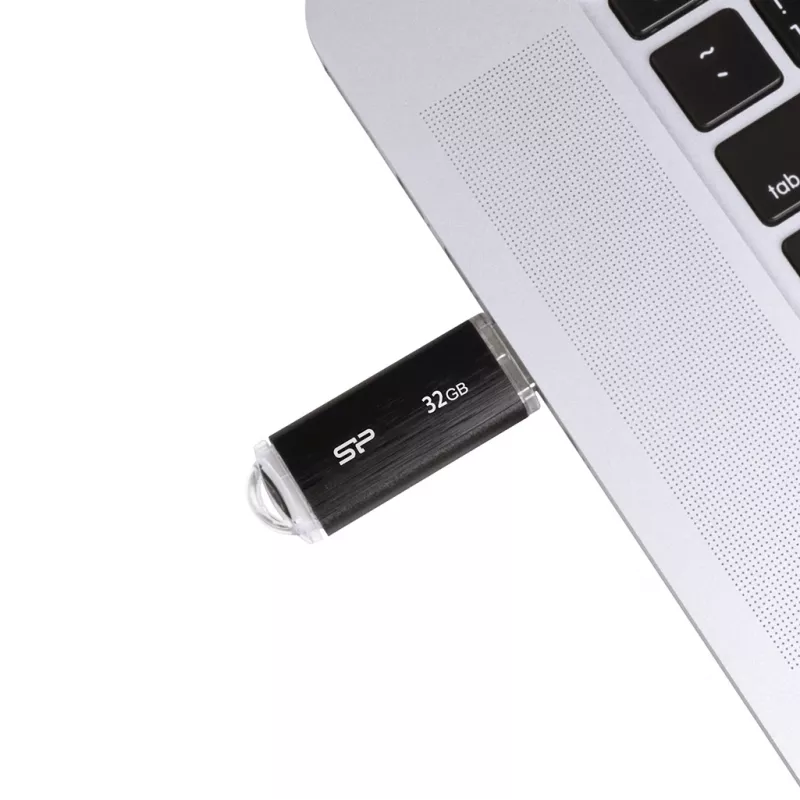 SILICON POWER Ultima U02 - 32 GB USB-Stick - USB 2.0 - Schwarz