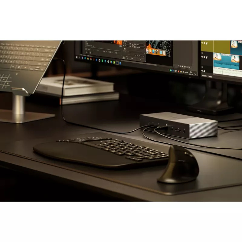 Kensington SD5000T5 EQ Thunderbolt 5 Triple 4K Docking Station mit 140W PD - Windows/macOS