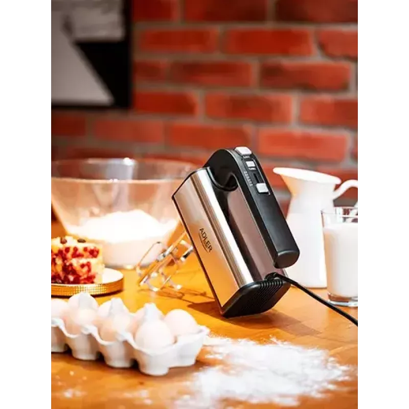Handmixer Adler AD 4225 — 5 Geschwindigkeiten, Turbo, 300 W, Edelstahl/Silber-Schwarz, Rührbesen und Knethaken