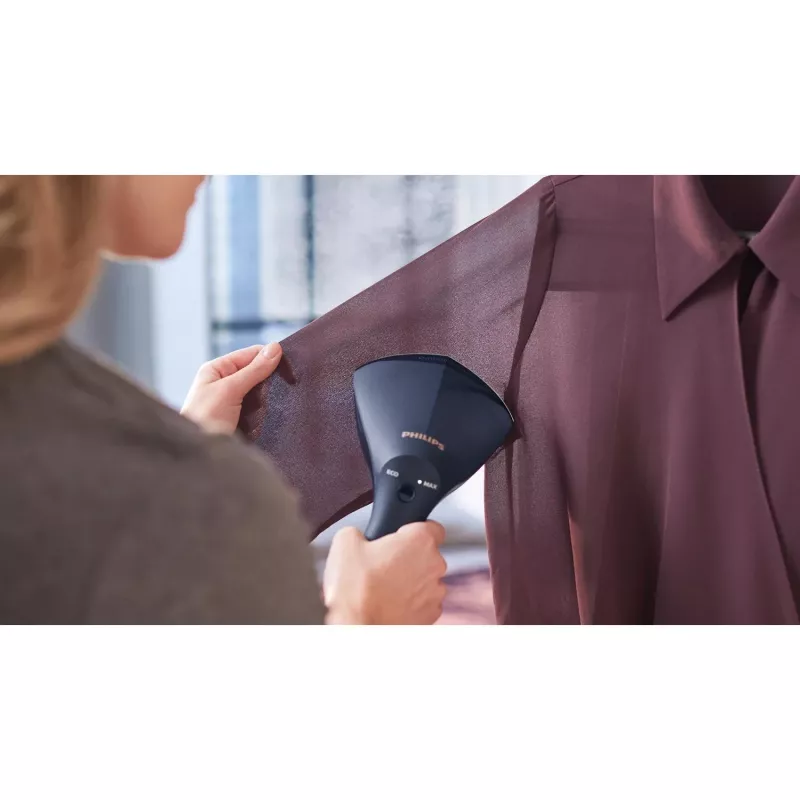 Kleiderdampfer Philips GC810/20 — 1600 W, 0,23 L Wassertank, 32 g/min Dauerdampf, Schwarz/Pink