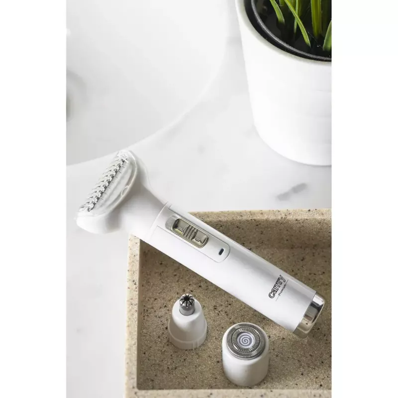 Akku-Trimmerset Camry CR 2935 5-in-1 – wiederaufladbares Multigrooming-Kit für Gesichts-, Bart-, Ohren- und Nasenhaartrimmung