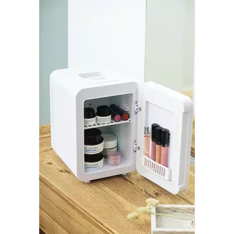 Freistehender Minikühlschrank Adler AD 8085, 4 L, rechter Anschlag, Spiegeltür, 220–240 V/12 V