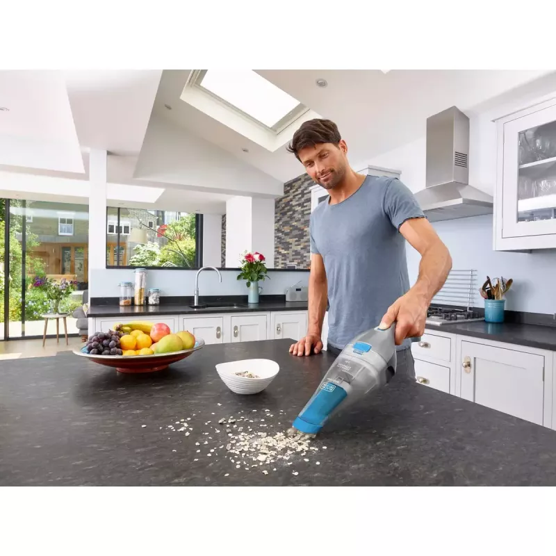 Handstaubsauger Schwarz & Decker NVC215WA-QW — Trocken beutellos 0,385 L, 882 l/min Luftstrom, 10 min Laufzeit