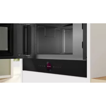 Einbau-Solomikrowelle Bosch Serie 8 BFL7221B1 — 900 W, 21 L, Touch-Bedienung, schwarz