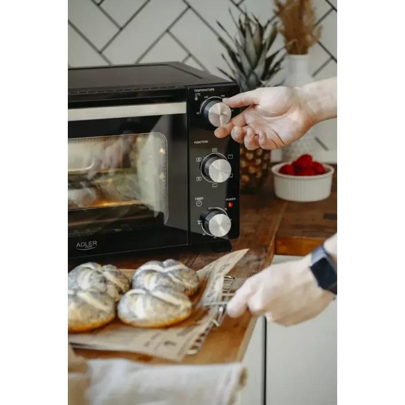 Elektrischer Tischbackofen Adler AD 6024 — kompakt, 22 l Fassungsvermögen, 1300 W, schwarz