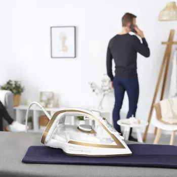 Tefal Puregliss FV8042 Trocken- und Dampfbügeleisen mit Durilium AirGlide Autoclean Bügelsohle, 3000 W, Bronze, Weiß