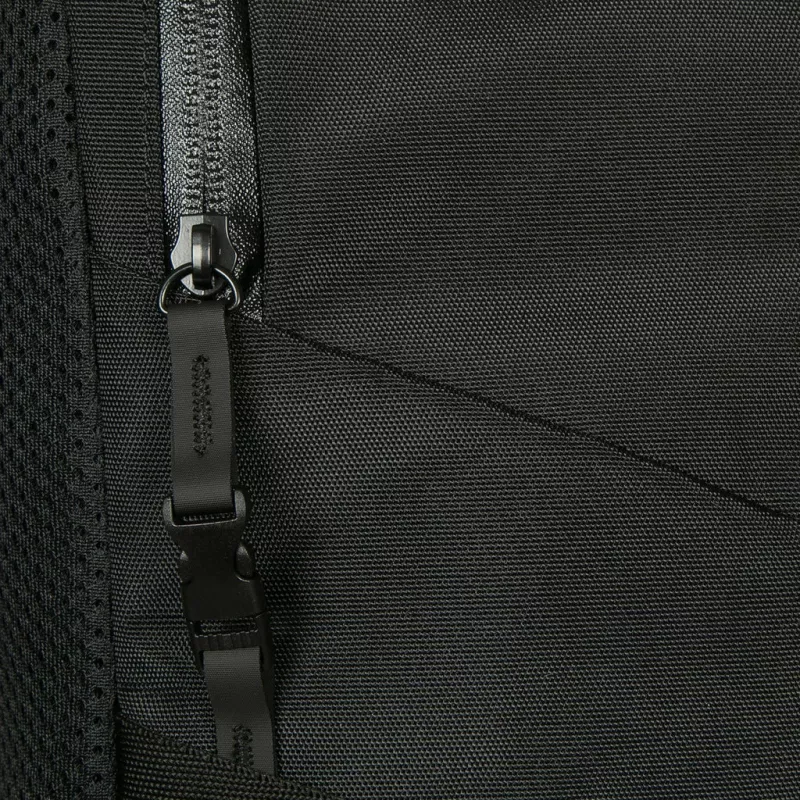 Rucksack Targus Terra EcoSmart 40,6 cm 16 Zoll schwarz 2 Fächer