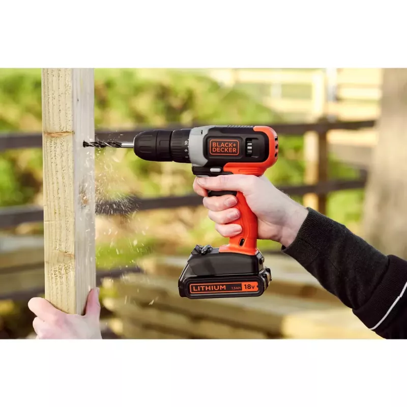 Akkuschrauber Schwarz & Decker BCD001C1, 18 V, Li‑Ion 1,5 Ah, orange/schwarz