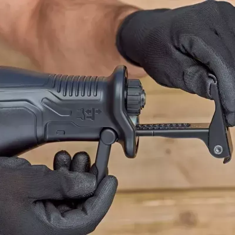 Säbelsäge Schwarz & Decker BES301