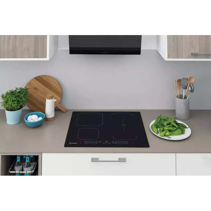 Indesit IB 65B60 NE Schwarz Einbau 59 cm Induktionskochfeld 4 Zone(n)
