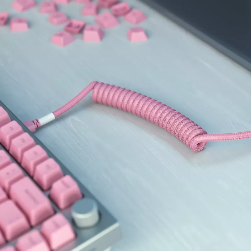 Spiralkabel USB GLORIOUS GMMK Pixel Pink 1,5m – abnehmbares Spiralkabel für Tastaturen