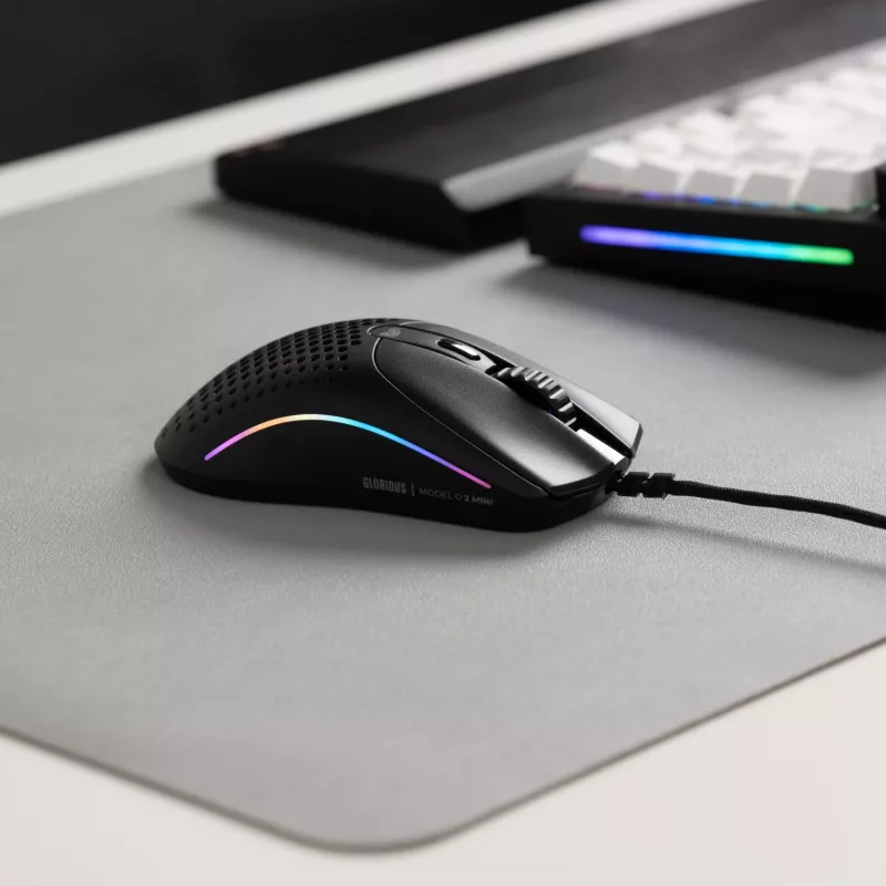 Gaming-Maus Glorious Gaming Model O 2 Mini Gaming-Maus RGB Schwarz