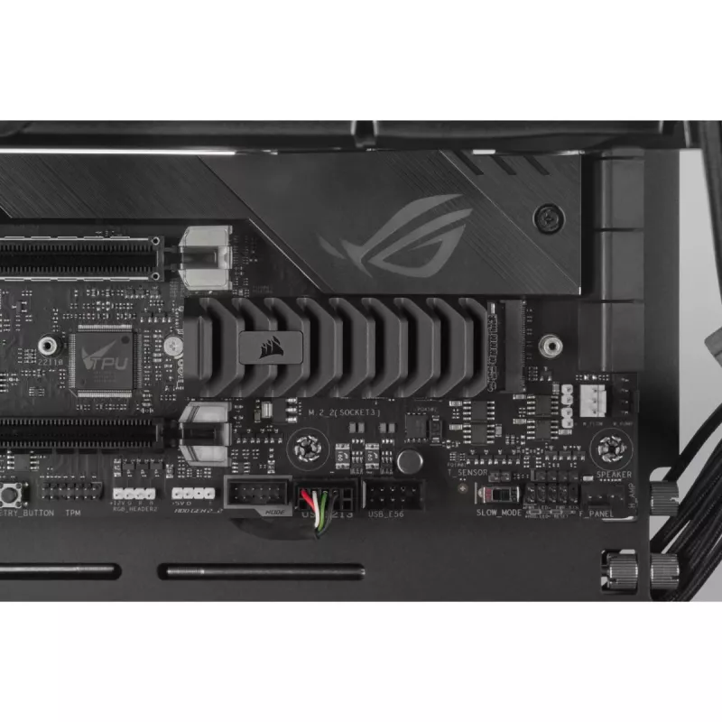 CORSAIR SSD - 1 TB - M.2 NVMe PCI-E Gen. 4 x4 MP600 Pro Xt